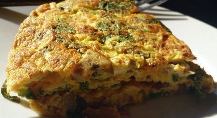 palak egg omelette